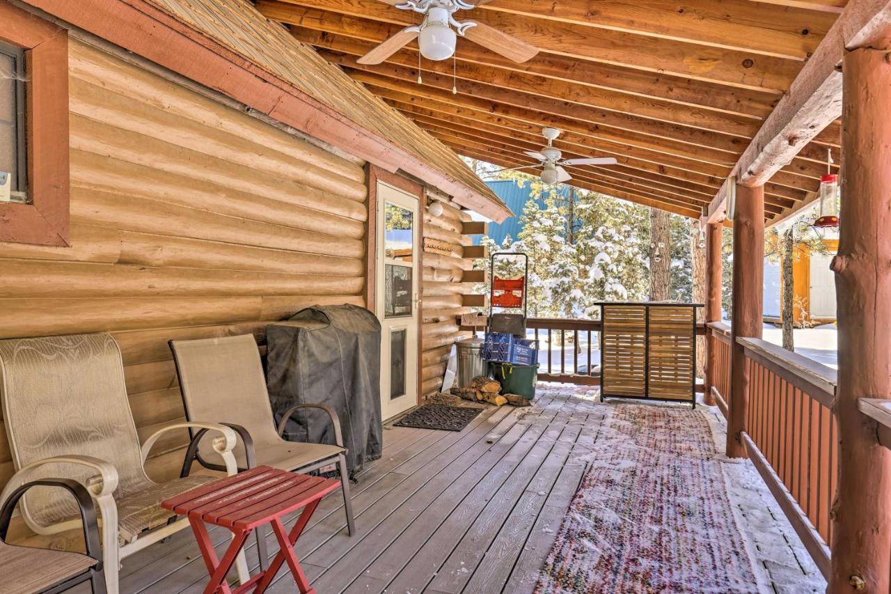 Rustic Duck Creek Village Cabin With Fire Pit! Bagian luar foto