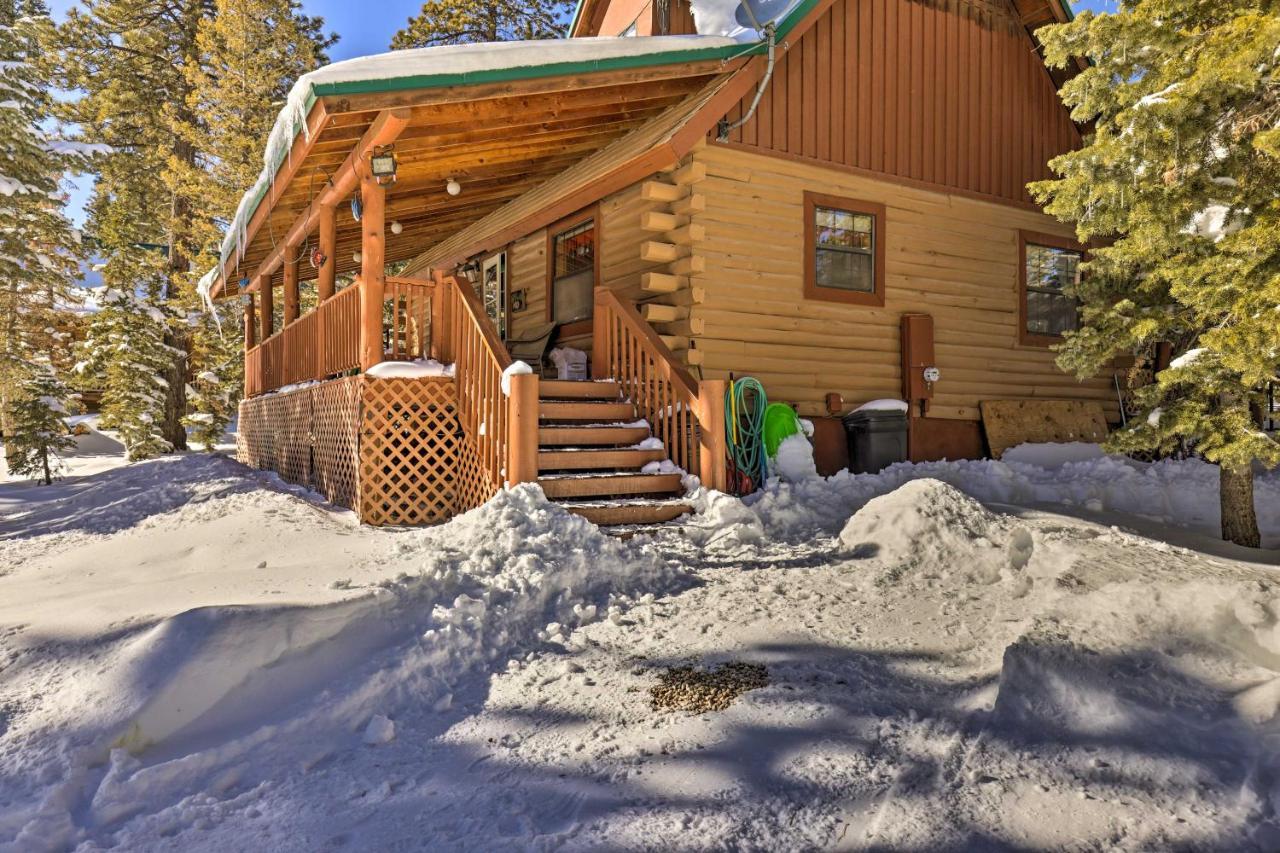 Rustic Duck Creek Village Cabin With Fire Pit! Bagian luar foto